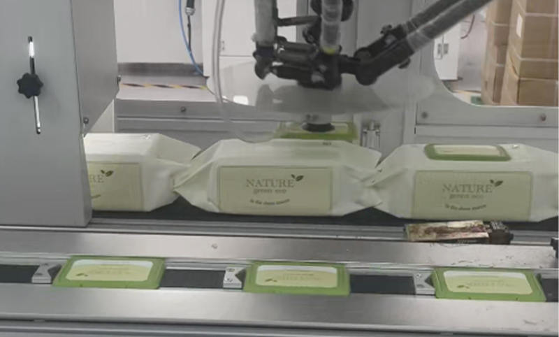 20道全自動(dòng)濕巾生產(chǎn)線 20道全自動(dòng)濕巾生產(chǎn)線